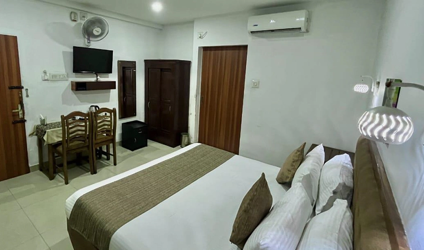 Manna Tourist Home, Perumbavoor