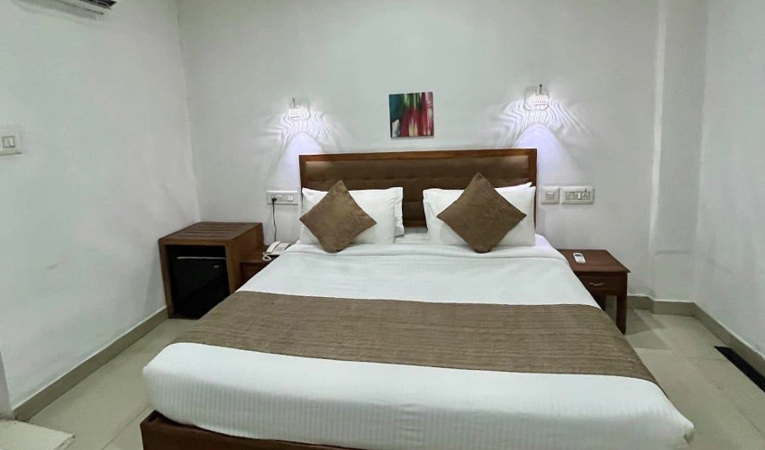Manna Tourist Home, Perumbavoor